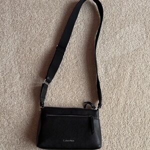 Calvin Klein Black Textured Shoulder Bag